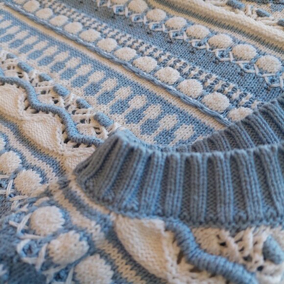 Stradivarius Knitted Vest - White & Blue, Size S, Classic & Chic - Picture 3 of 8